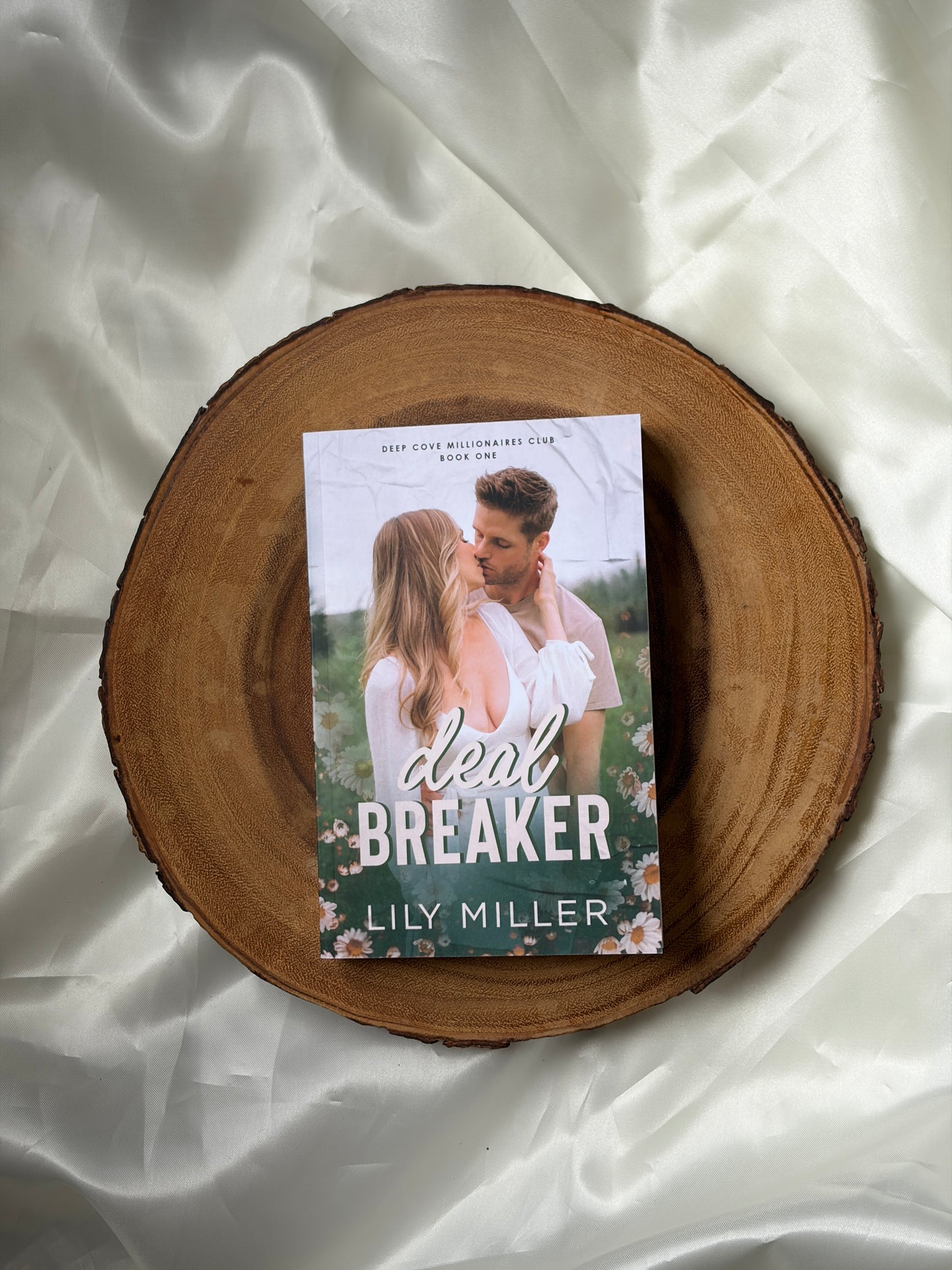 Deal Breaker (Deep Cove Millionaires Club #1)