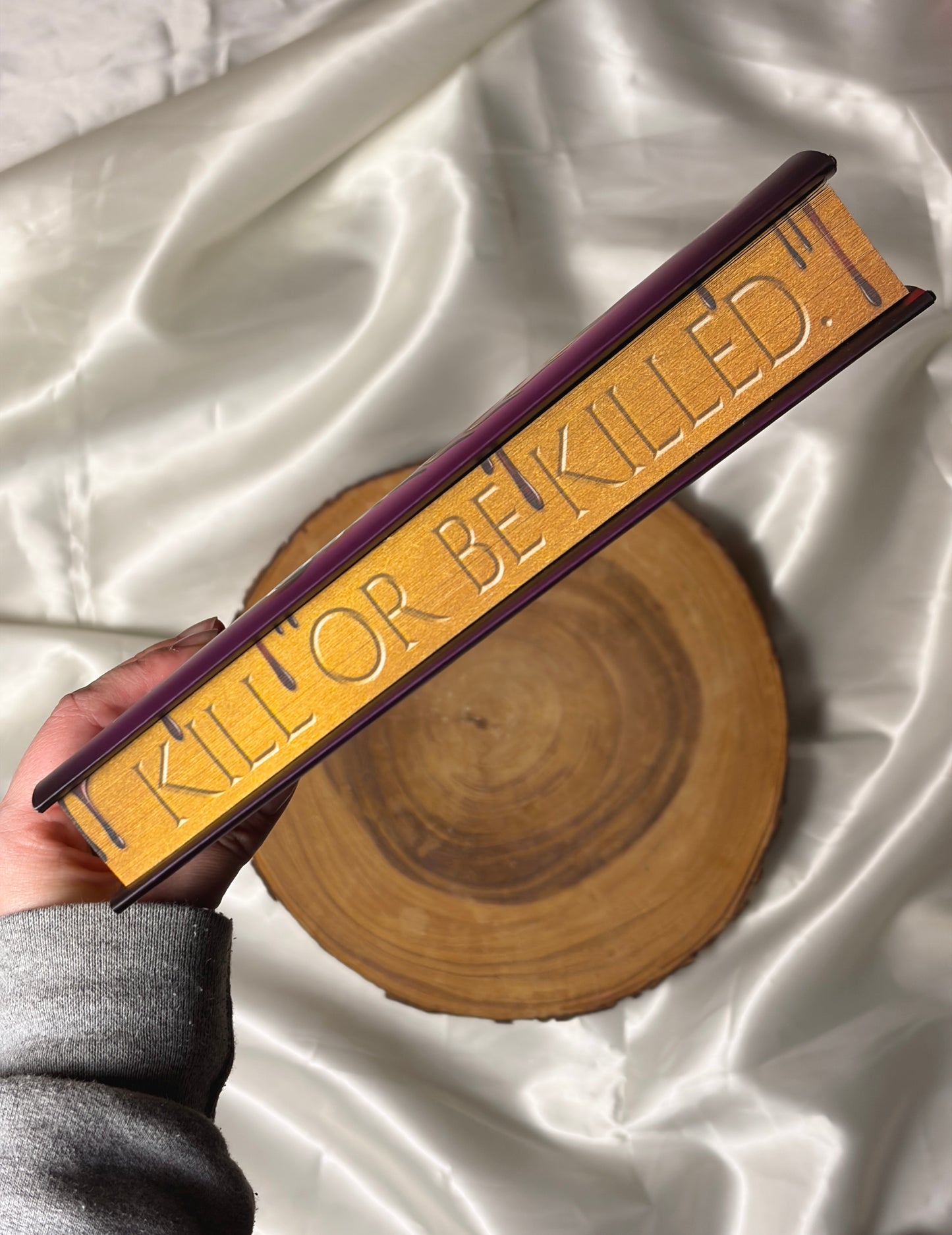 We Who Will Die (Empire of Blood #1) - Deluxe