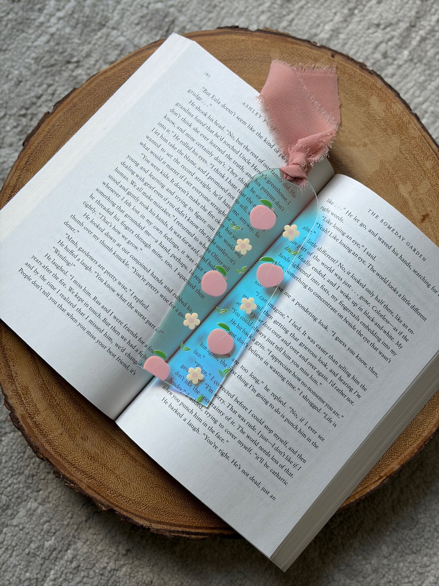 Peach & Daisy Acrylic Bookmark