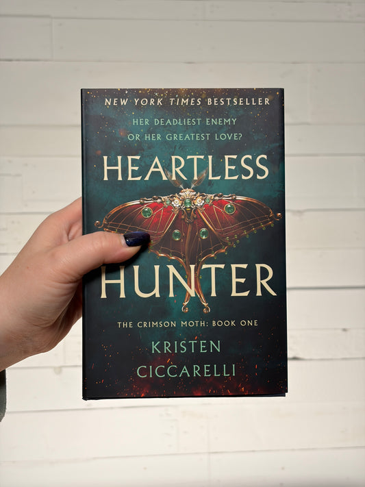 Heartless Hunter (The Crimson Moth #1)